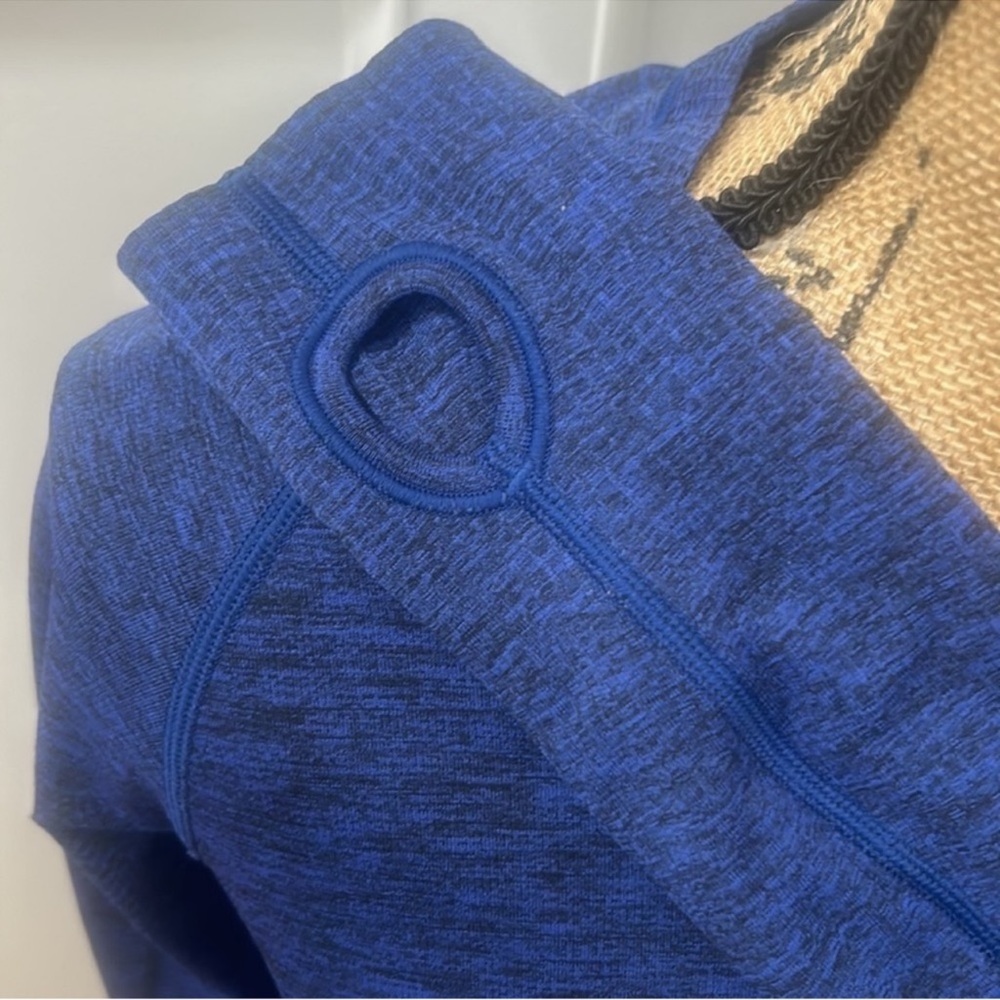 lululemon 🍋 top - Picture 3 of 4